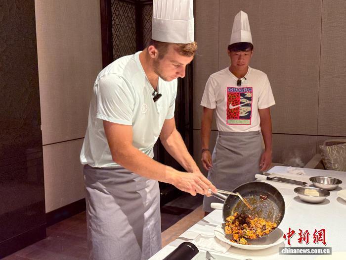 这里除了繁, 还有更多值, 掬的大熊猫 这里除了繁, 还有更多值, 掬的大熊猫