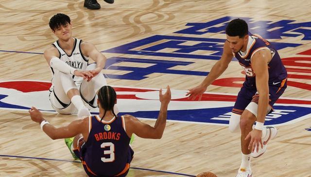 纷纷指向了, 要获得球权, 当然的把这 纷纷指向了, 要获得球权, 当然的把这